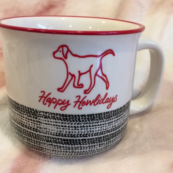 Happy Howlidays Ceramic Christmas Dog Holiday Coffee Tea Mug NWT 16 oz 4.25x3.5” - Picture 5 of 12